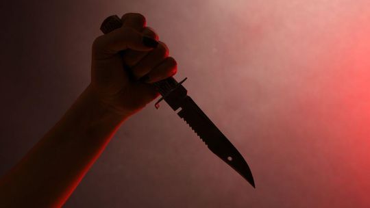 Tragedia w Straszynie. 29-latek na oczach policjantów zabił się nożem