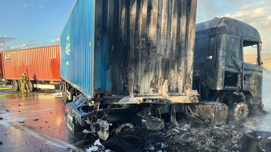 Tragiczny wypadek na autostradzie A1! Nie żyje kierowca, droga zablokowana