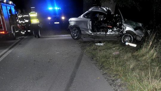 Tragiczny wypadek pod Starogardem Gdańskim. 20-letni kierowca zginął na miejscu