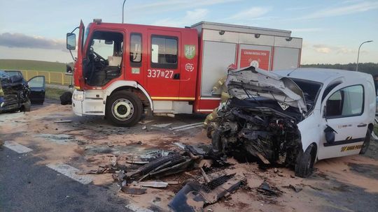 Tragiczny wypadek w Jagatowie. Jedna osoba nie żyje, pięć jest rannych