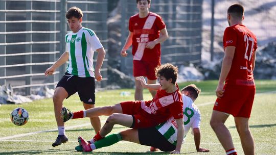 Tylko Lechia Gdańsk walczy o awans do IV ligi. Trudna pogoń za liderem