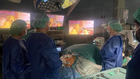 UCK w Gdańsku wprowadza laparoskopową resekcję trzustki. Krótszy zabieg, mniejszy ból