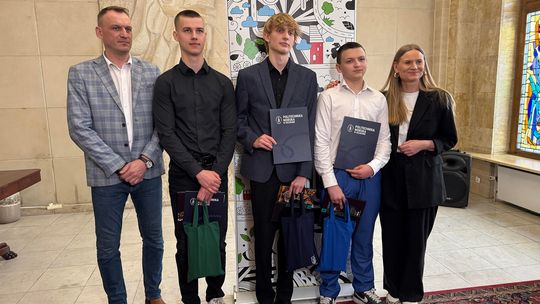 Uczniowie ze słupskiej budowlanki wywalczyli indeksy na Politechnikę Morską!