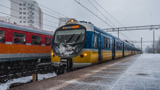 Udało się przywrócić ruch pociągów na obu torach