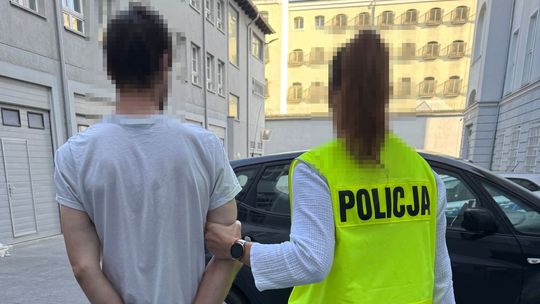 Gdańsk: W restauracji ukradł torebkę. Tłumaczył się, że to prowokacja, bo jest dziennikarzem