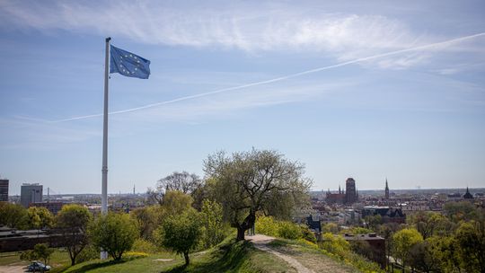 flaga Unii Europejskiej na Górze Gradowej