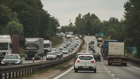  Utrudnienia na pomorskich drogach. Trzy korki na obwodnicy, zator w Godętowie