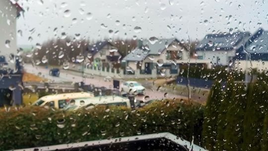 Alert pogodowy dla Pomorza! Ostrzeżenia przed silnym wiatrem i sztormem na Bałtyku Alert pogodowy dla Pomorza! Nadciągają silny wiatr i sztorm na Bałtyku