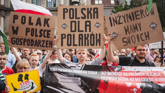 „Stop imigracji”. Manifestacja na Targu Węglowym w Gdańsku