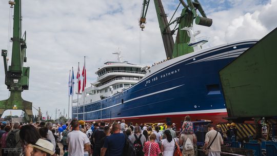 wodowanie trawlera Pathway w Karstensen Shipyard Poland w Gdańsku