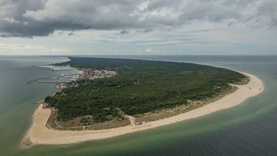 W Helu nie wszyscy są... happiness. Mieszkańcy przeciwni wycince setek drzew pod luksusowy hotel