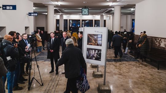 W końcu otwarty! Tak po remoncie wygląda gdyński Dworzec Podmiejski