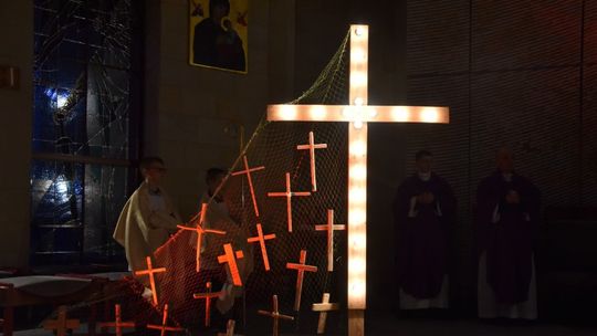 W Niedzielę Palmową Kaszubska Droga Krzyżowa w Sianowie