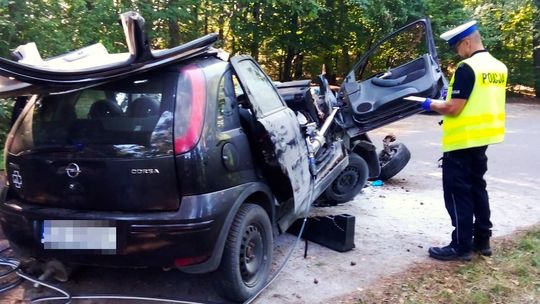 Tragiczny wypadek niedaleko Kościerzyny. Zginął młody mężczyzna