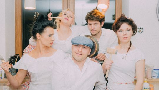 „Dziewczyny z Neapolu, czyli od tawerny do La Scali”