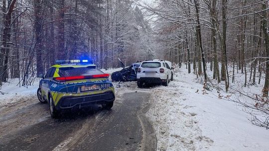 Cewice: Winę za wypadek wziął na siebie za 200 zł. Po możliwych zarzutach zmienił zdanie