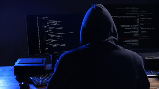 Wojna kognitywna i rosyjska dezinformacja. Wykład w Gdyni z okazji 100-lecia miasta Wojna kognitywna i rosyjska dezinformacja. Wykład w Gdyni z okazji 100-lecia miasta