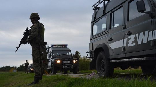 Wtargnęli na teren bazy wojskowej w Gdyni. Zatrzymani dwaj Ukraińcy i Białorusin