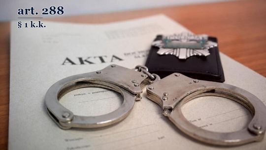 Wybił szybę i wlał kwas masłowy do lokalu. Policja zatrzymała 32-latka