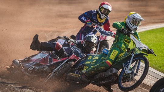 Wybrzeże Gdańsk bez awansu na żużlu! Polonia znowu lepsza