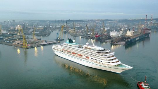 Wycieczkowce i statki odzyskują sprawność w stoczni w Gdańsku