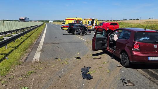 Wypadek na autostradzie A1. Dwie osoby zostały ranne