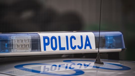 policja, radiowóz, zdjęcie ilustracyjne