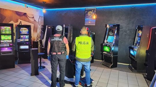 Zabezpieczono 11 nielegalnych automatów do gier