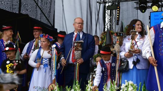 bicie rekordu w jednoczesnej grze na diabelskich skrzypcach w Szemudzie