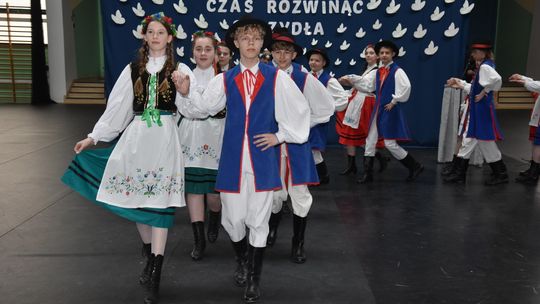 Zapisy na naukę języka kaszubskiego w roku szkolnym 2026/2027. Wnioski do 31 marca! Zapisy na naukę języka kaszubskiego w roku szkolnym 2026/2027. Wnioski do 31 marca!