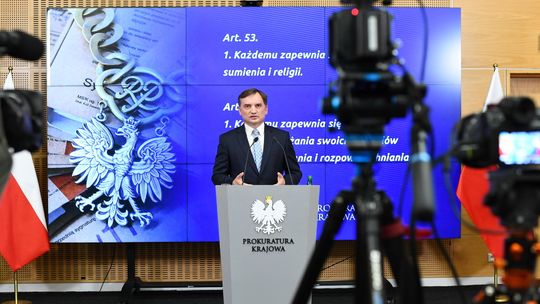 Zbigniew Ziobro z azylem politycznym na Węgrzech. "Politycznie jest skończony”