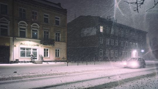 Mniejszy mróz, ale za to więcej śniegu i marznącego deszczu - taka ma być pogoda na Pomorzu do końca stycznia 2026