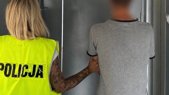 Zniszczył szlaban przed komendą straży pożarnej w Tczewie. 19-latek z zarzutem