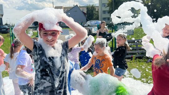 „Wakacyjne Misje Odkrywców – półkolonie z przygodą, pasją i ORLENEM”