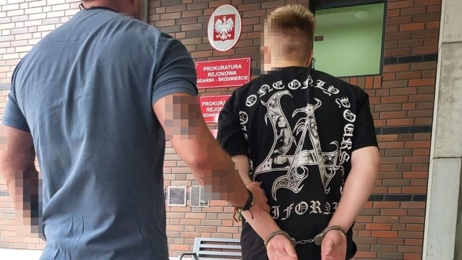 Z nastolatka zrobili tarczę strzelecką. Dwie osoby zatrzymane