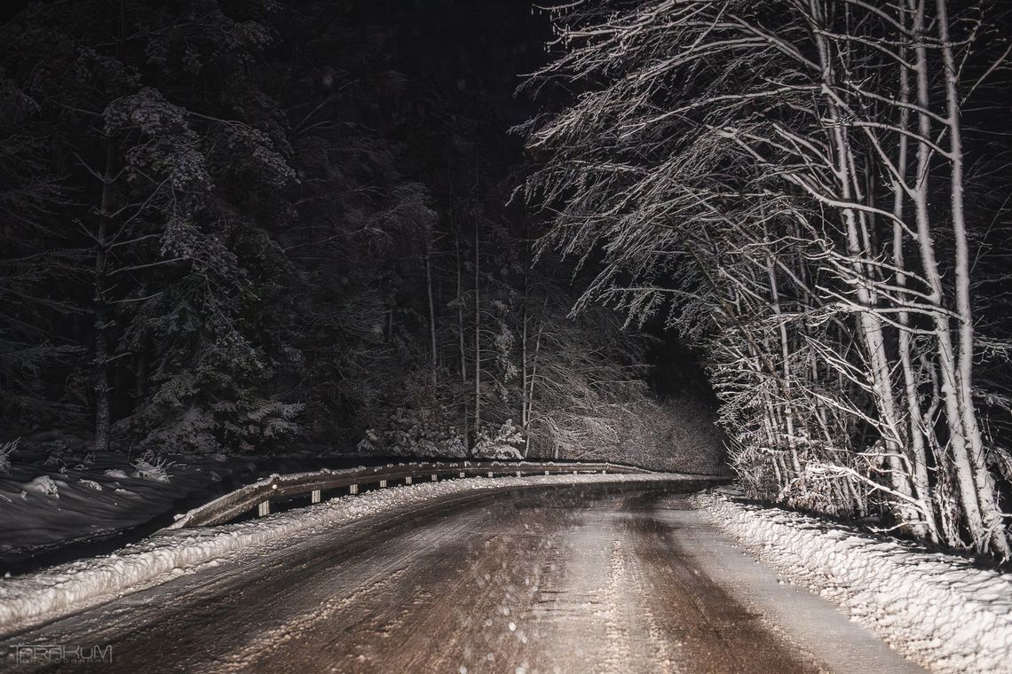 Rakowiec: 11-latek błąkał się nad ranem przy silnym mrozie. Wyszedł, gdy matka spała