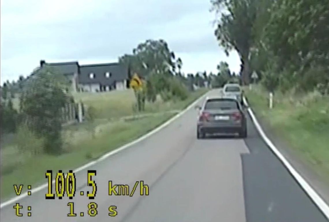 20-latka pędziła 100 km/h w zabudowanym – spieszyła się na trening pole dance