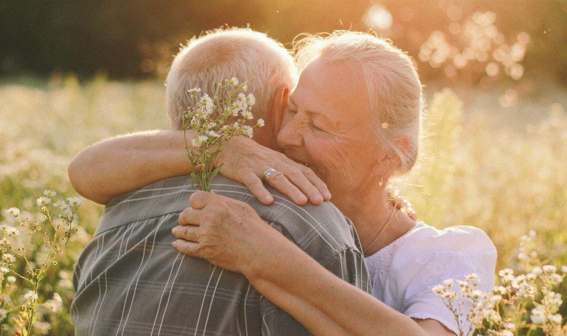 500 plus dla małżeństw z długim stażem? Nowy pomysł Senatu budzi kontrowersje 500 plus dla małżeństw z długim stażem? Nowy pomysł Senatu budzi kontrowersje
