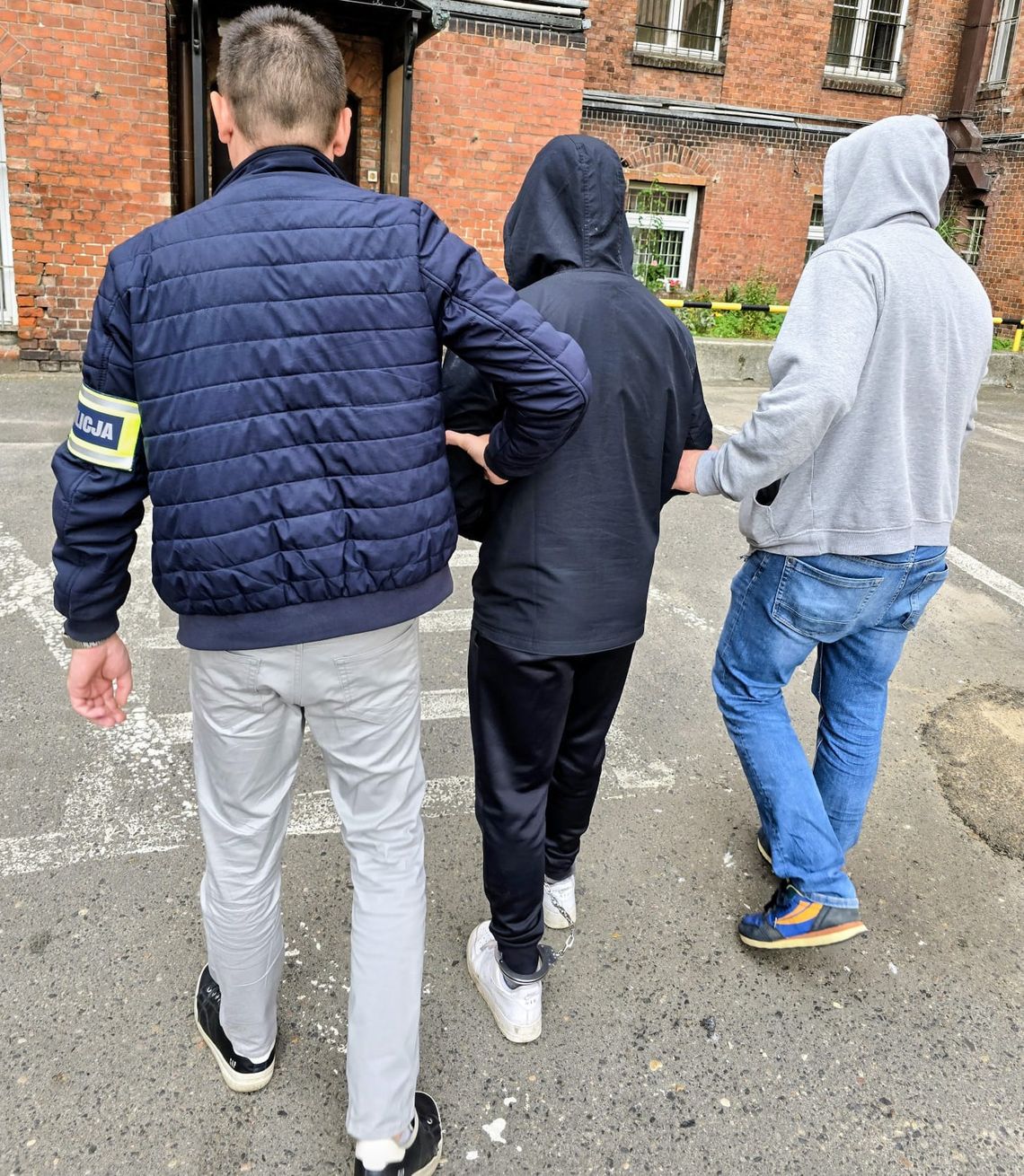 85 kg narkotyków trzymali w mieszkaniu! Dwóch 20-letnich Gdańszczan z zarzutami i aresztem