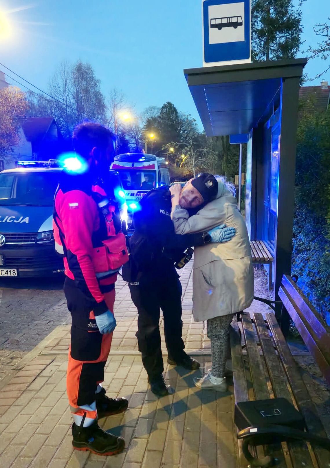 85-latka odnaleziona na przystanku w Sopocie. Nie pamiętała kim jest