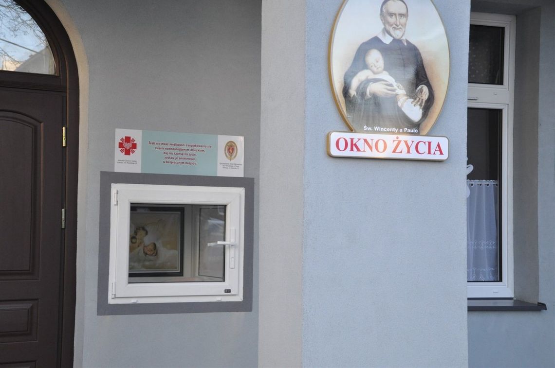 okno życia, Kartuzy