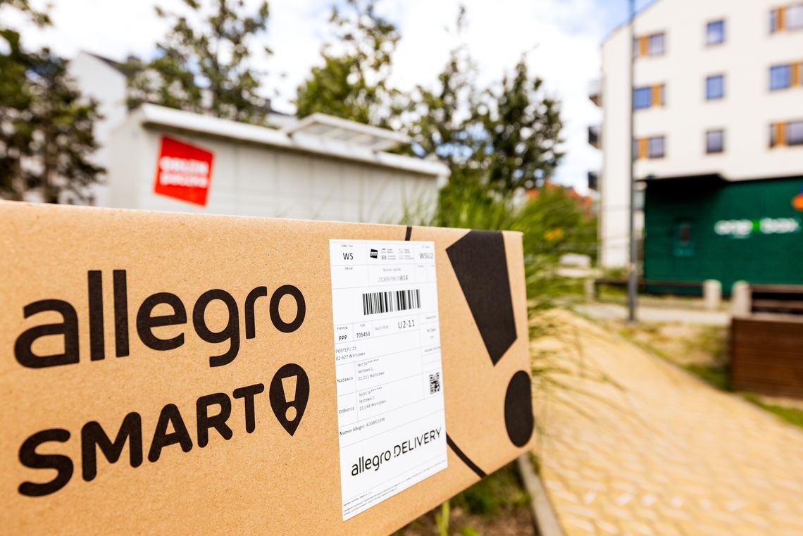 Allegro zaczęło sprzedawać alkohol online. „Z monopolisty w monopolowy”