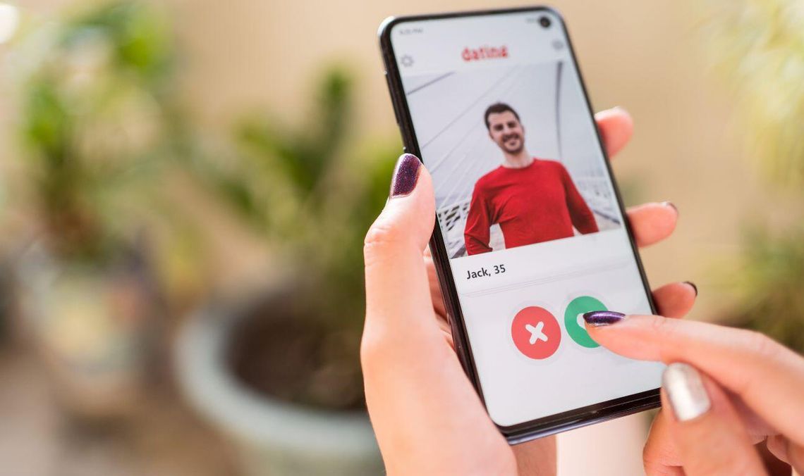 aplikacja randkowa, zdjęcie ilustracyjne