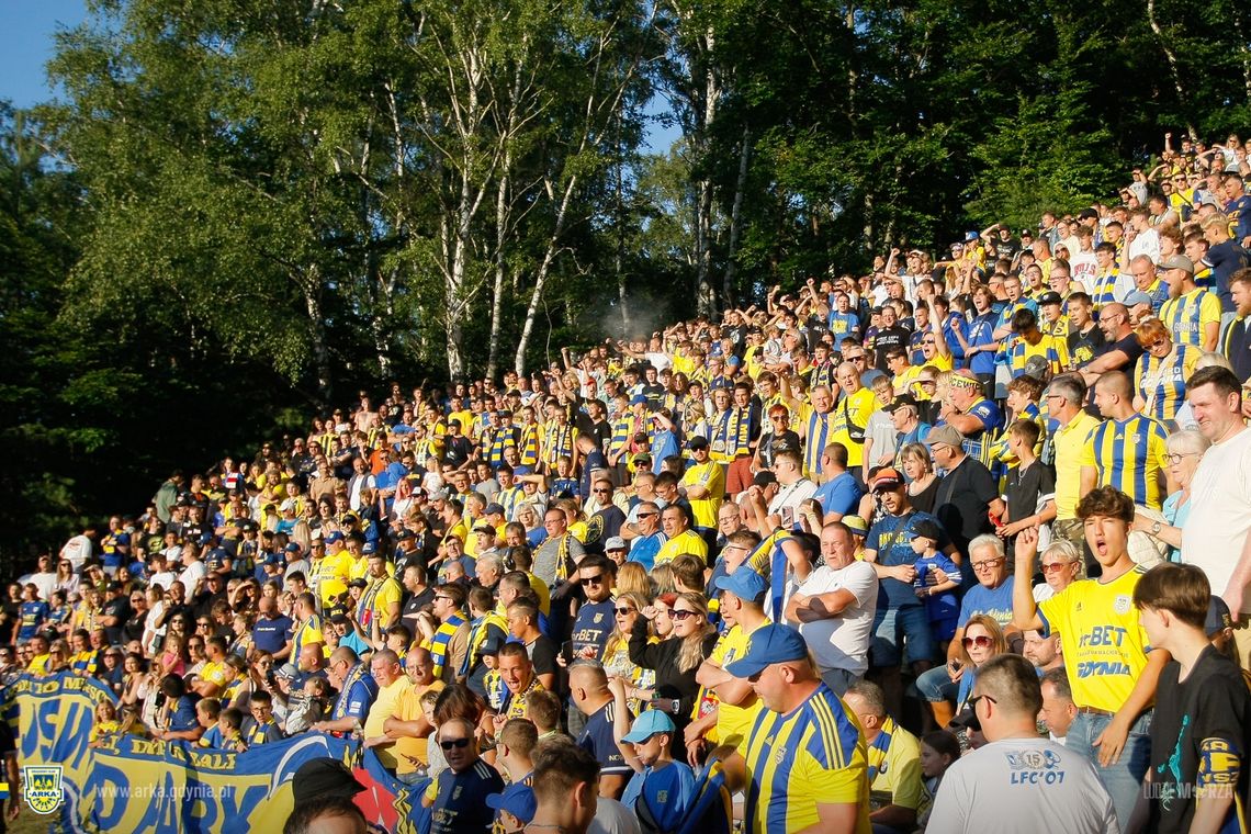 Arka Gdynia źle zaczęła sezon. Porażka żółto-niebieskich w Rzeszowie