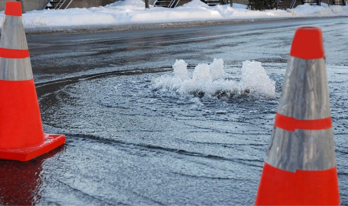 awaria wodociągowa, zdjęcie ilustracyjne