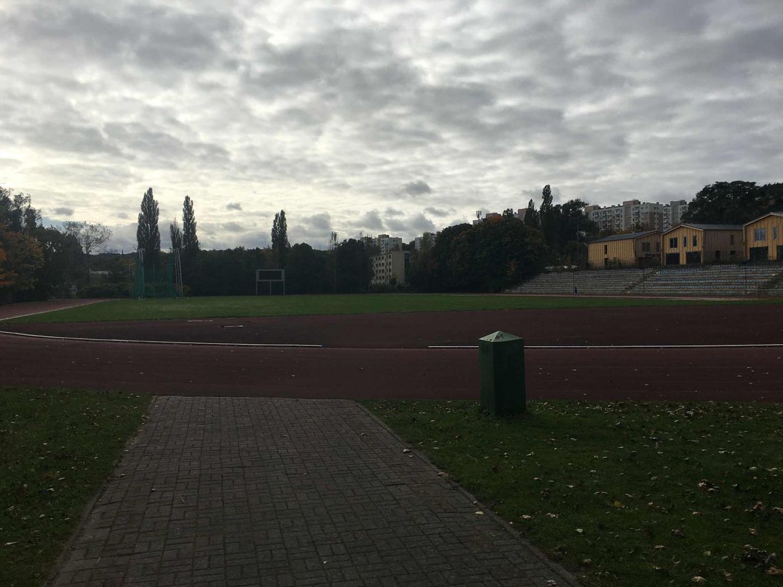 AWFiS w Gdańsku likwiduje rzutnie. Uczelnia uspokaja - stadion ma być nowoczesny