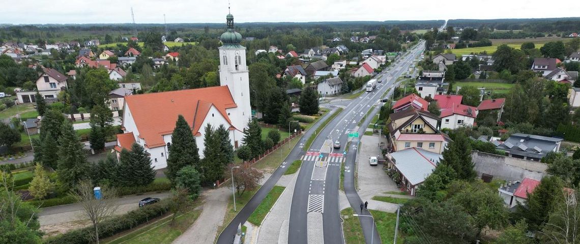 Będzie bezpieczniej na pomorskich drogach. GDDKiA stawia nowe sygnalizacje i doświetla przejścia Rytel