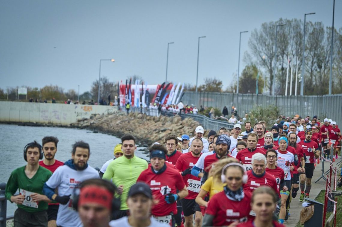 Bieg Niepodległości z Portem Gdańsk, czyli biało-czerwona nad morzem