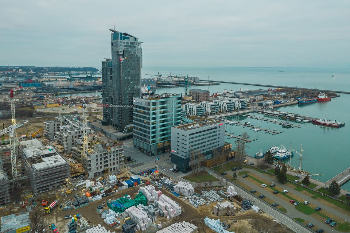 Gdynia, Sea Towers, marina