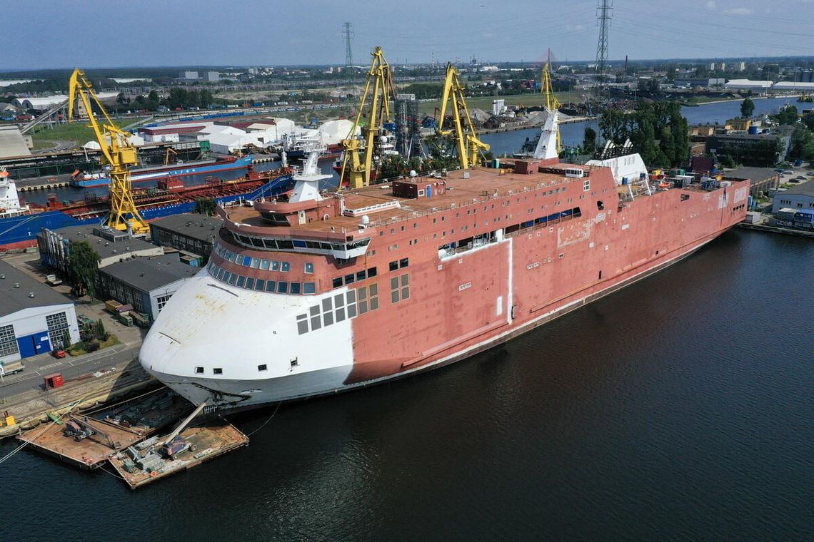 Nowoczesny prom z Gdańska zatankowany LNG – pierwsza taka operacja Elenger w Polsce